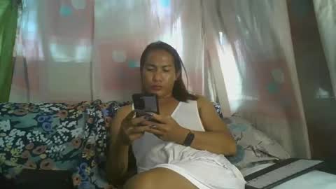 transhottie28 online show from 02.17.25