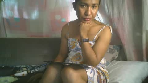 transhottie28 online show from 02.18.25