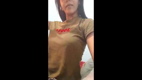 ARA CASTRO online show from 04.03.26