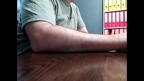 Snapshot of trapper727272 chatting on 09.11.25 Big Head Cock online show from 09.11.25