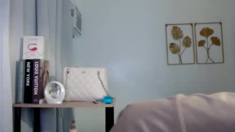 travelergirl online show from 02.22.26