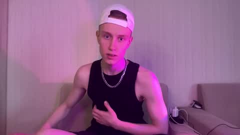 Travis online show from 04.19.26