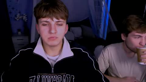 Travis online show from 11.19.25