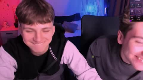 Travis online show from 12.17.25