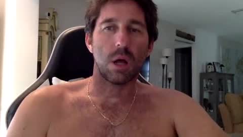 TravisKenn online show from 09.11.25