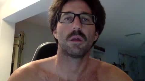 TravisKenn online show from 09.30.25