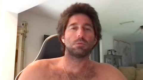 TravisKenn online show from 10.27.25