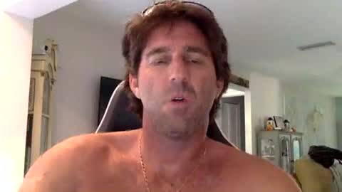 TravisKenn online show from 11.10.25