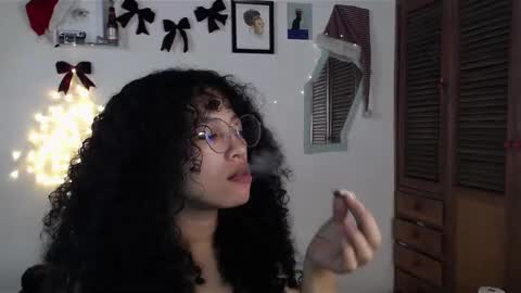 Snapshot of treasuresz chatting on 12.13.24 Emily online show from 12.13.24