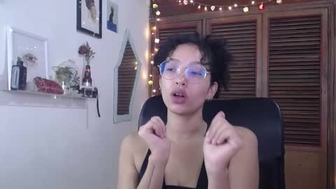 Snapshot of treasuresz chatting on 01.30.25 Emily online show from 01.30.25