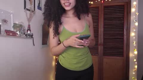 Snapshot of treasuresz chatting on 03.07.25 Emily online show from 03.07.25