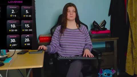 TreeJeanne online show from 12.15.25