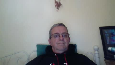 Snapshot of trev8331 chatting on 09.13.25 Fe-fi-fo-fum online show from 09.13.25