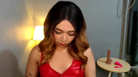 trexie_fucks15 online show from 11.18.25