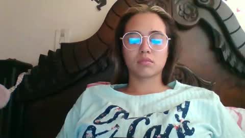 triana_bell online show from 01.20.25