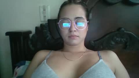 triana_bell online show from 11.12.25
