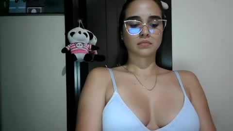 Snapshot of triana_bell chatting on 07.11.26 triana_bell online show from 07.11.26