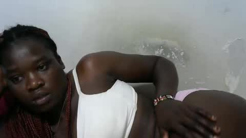 Snapshot of triceeyy chatting on 11.02.25 Tracy online show from 11.02.25