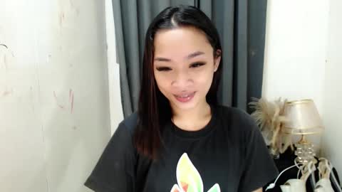 tricia_slut online show from 10.31.25