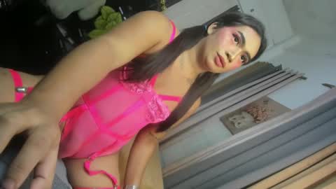 Tricxie online show from 02.24.25