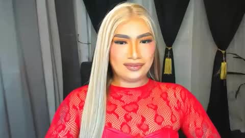 Tricxie online show from 10.08.25