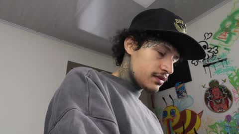 - trieone online show from 03.27.26