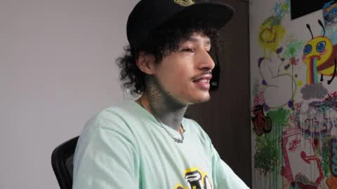 - trieone online show from 04.05.26