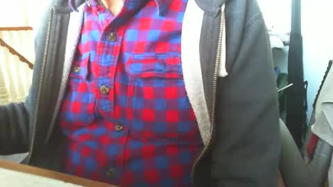 Snapshot of triggerfinger1 chatting on 01.10.25 Steve online show from 01.10.25