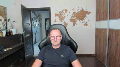 triglav2125 online show from 10.22.25