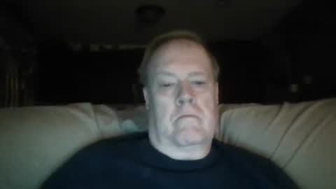 Snapshot of trilew50 chatting on 01.28.25 trilew50 online show from 01.28.25