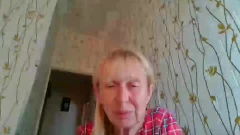 Snapshot of trinaadair chatting on 11.03.25 TrinaAdair online show from 11.03.25