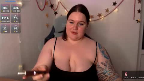 Snapshot of trinititi chatting on 12.04.25 Tina online show from 12.04.25