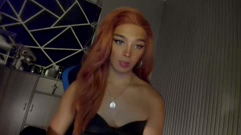 Ms Ella online show from 12.11.24