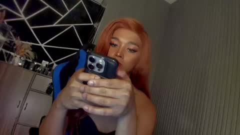 Ms Ella online show from 02.10.25