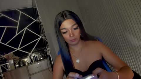 Ms Ella online show from 03.08.25