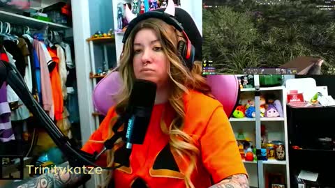 Snapshot of trinitykatze chatting on 03.23.26 Trin Kat pet online show from 03.23.26