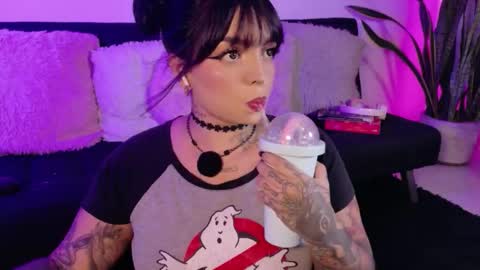 Val martinez  online show from 03.04.26