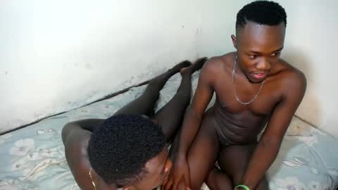 Snapshot of trisboo5 chatting on 12.07.24 Trisboo5 online show from 12.07.24