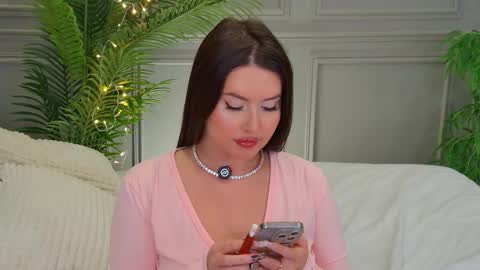 trisha_winslet online show from 01.07.26