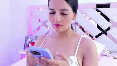 Snapshot of trissha_xk1 chatting on 05.21.26 Trissha online show from 05.21.26