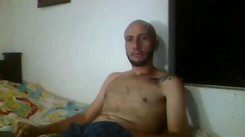 Snapshot of tristan_drumm chatting on 10.06.25 tristan online show from 10.06.25