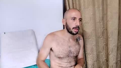 Snapshot of tristan_drumm chatting on 11.06.25 tristan online show from 11.06.25