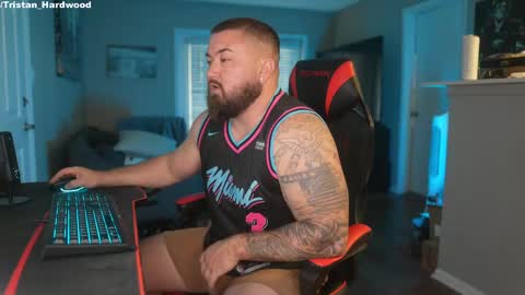 Snapshot of tristanhardwood chatting on 03.09.25 tristanhardwood online show from 03.09.25