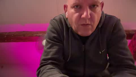 Snapshot of tritonspace chatting on 09.25.25 Triton online show from 09.25.25