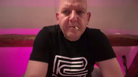 Snapshot of tritonspace chatting on 11.11.25 Triton online show from 11.11.25