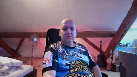 Triton online show from 05.09.26