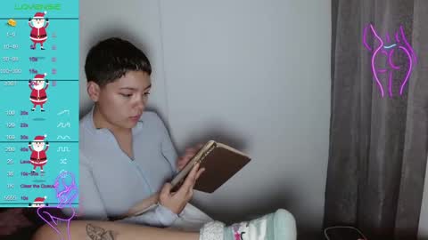 Snapshot of trixie_tangg chatting on 01.24.25 Kitty online show from 01.24.25