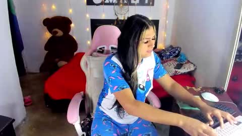 Snapshot of trixxynasty chatting on 01.08.26 trixxy online show from 01.08.26