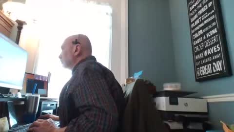 Snapshot of trodgers136 chatting on 02.19.25 TRodgers online show from 02.19.25
