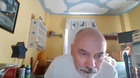 Snapshot of trodgers136 chatting on 02.22.25 TRodgers online show from 02.22.25